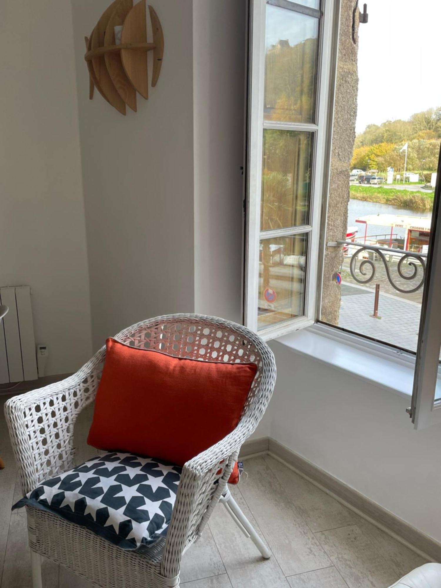 Appartement Au Port Dinan Exteriér fotografie