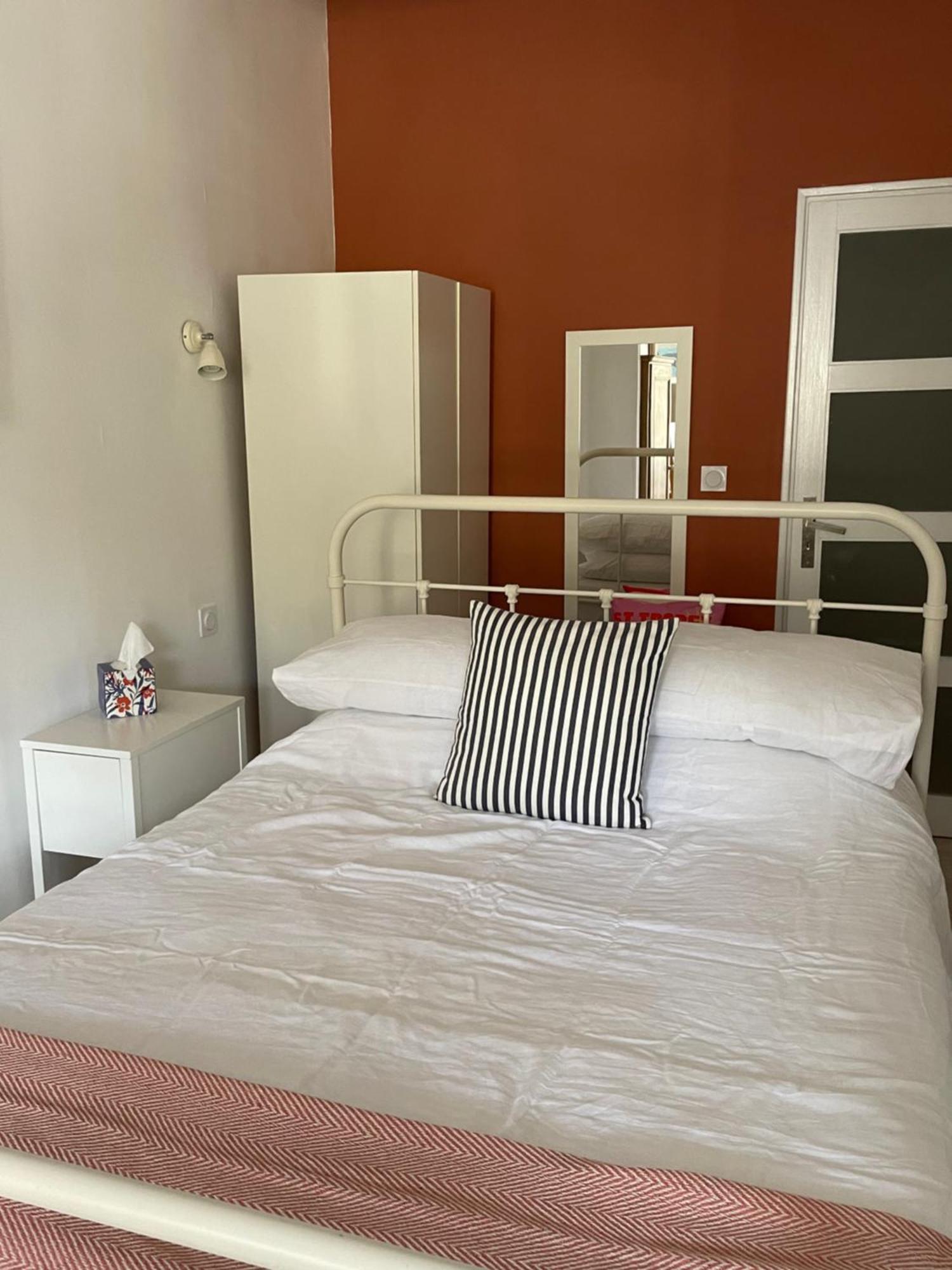 Appartement Au Port Dinan Exteriér fotografie