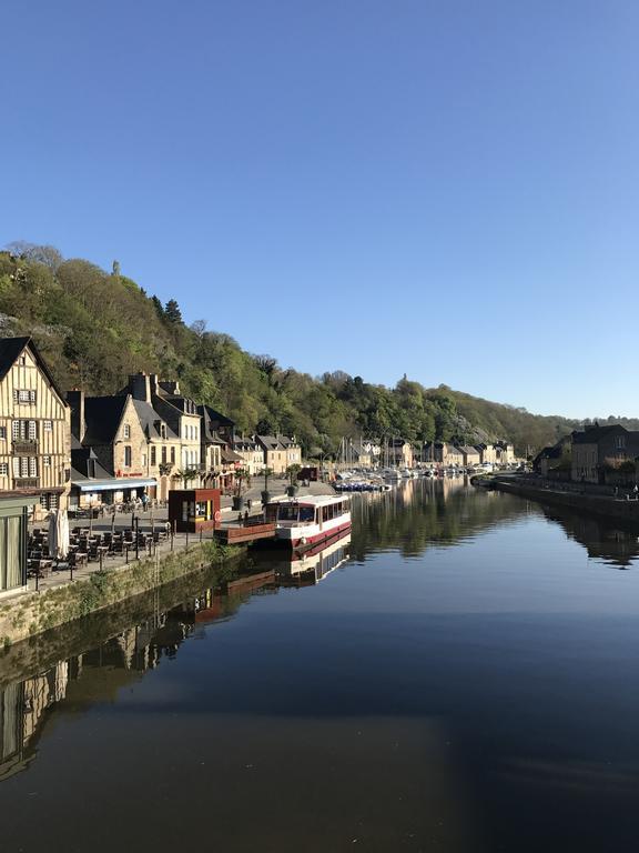 Appartement Au Port Dinan Exteriér fotografie